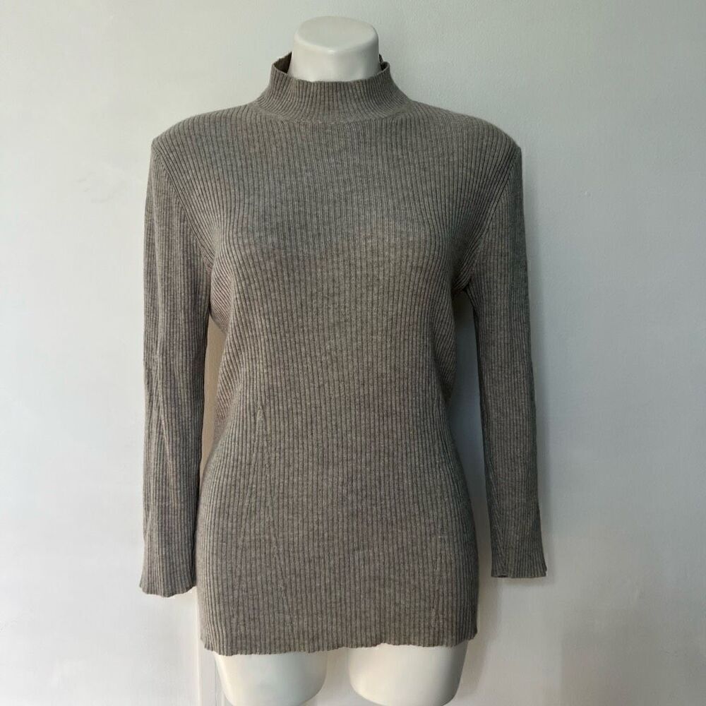 Escada Ribbed Cashmere Silk Mock Neck Sweater - Picture 8 of 12